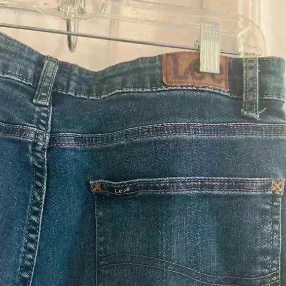 Women’s size 14m, stretchy flare leg, frayed hem, Lee heritage blue denim jeans - Picture 5 of 6